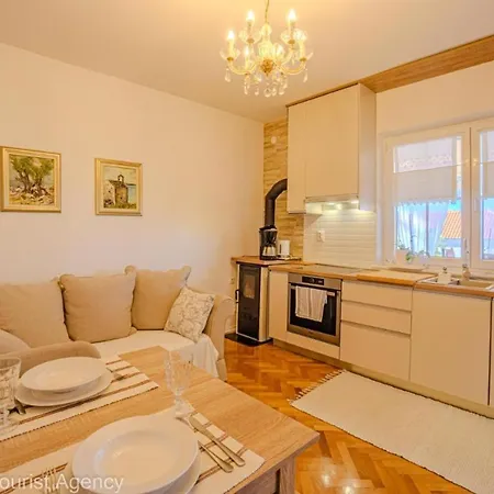 Sunset With Sea View Apartment
